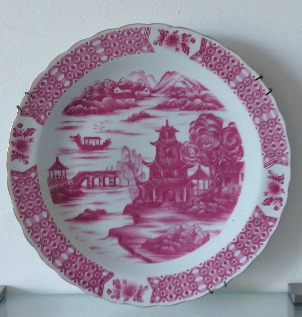 chinese rood/roze pagode Chinoiserie schotel/bord, volgnr 20, Ophalen of Verzenden