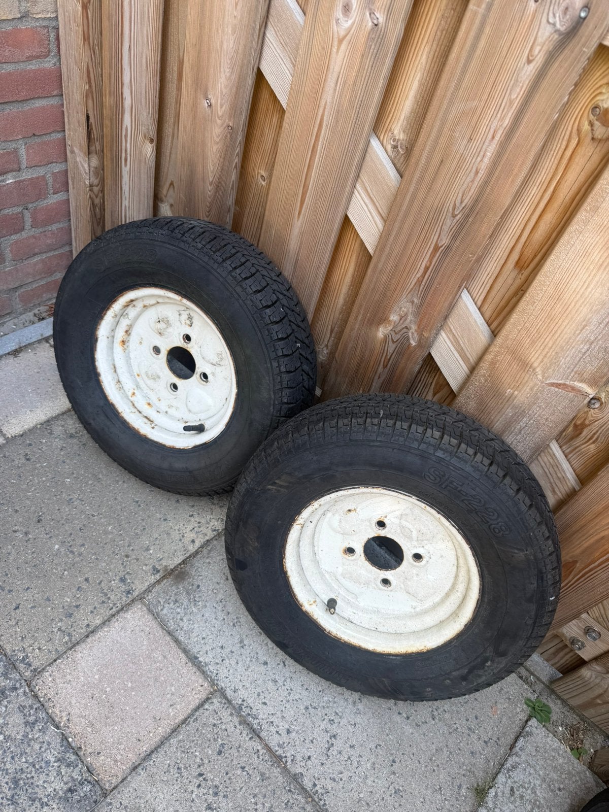 Aanhanger / vouwwagen wielen 10 inch 2 stuks, Auto diversen, Aanhangwagen-onderdelen, Ophalen, Gebruikt