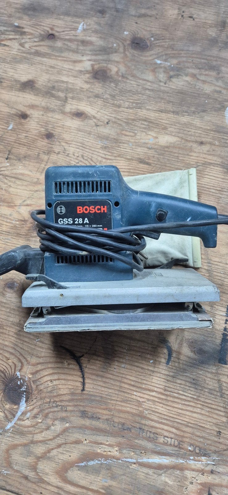 Bosch GSS 28 A Vlakschuurmachine - 500W, Ophalen