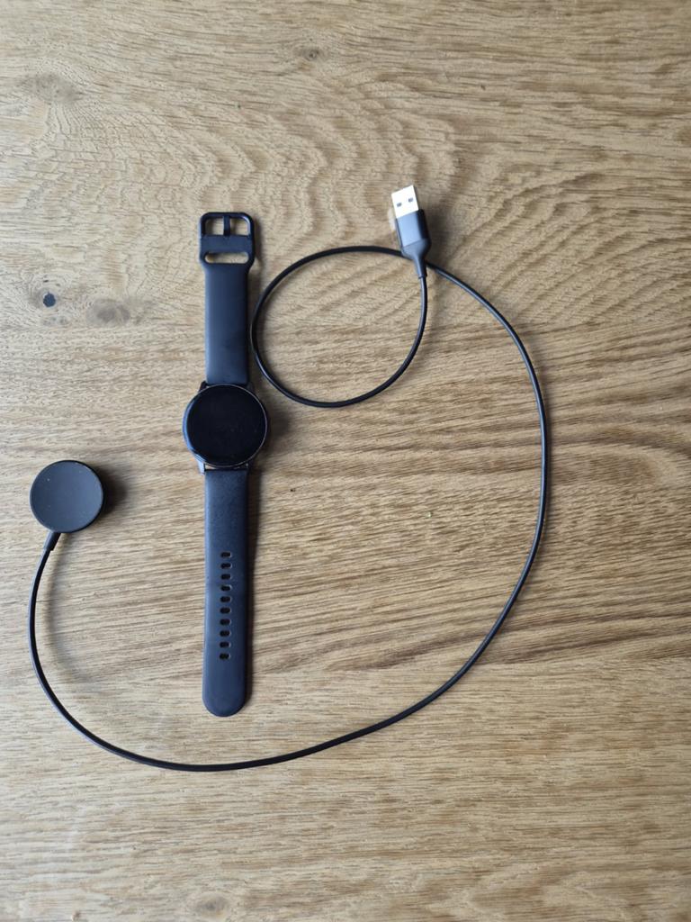 Galaxy watch Active 2, Ophalen, Zwart, Zo goed als nieuw, Conditie