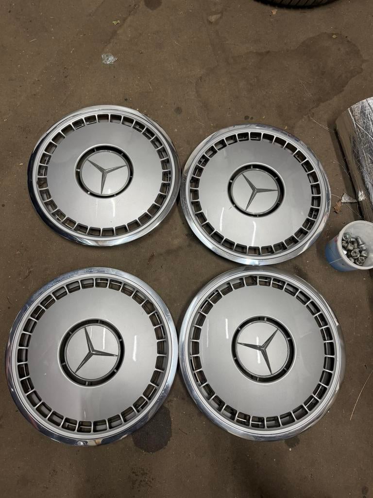 Mercedes w140 wieldoppen 16 inch, Auto diversen, Wieldoppen, Ophalen of Verzenden, Zo goed als nieuw