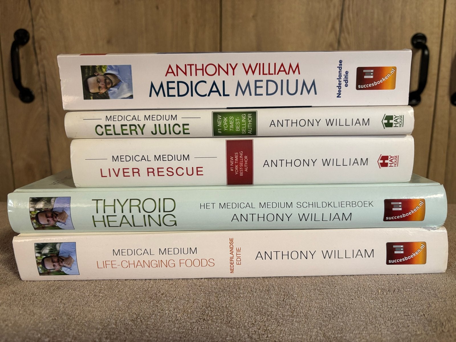 Medical Medium boekenpakket - Anthony William, Boeken, Ophalen of Verzenden, Zo goed als nieuw, Gezondheid en Conditie