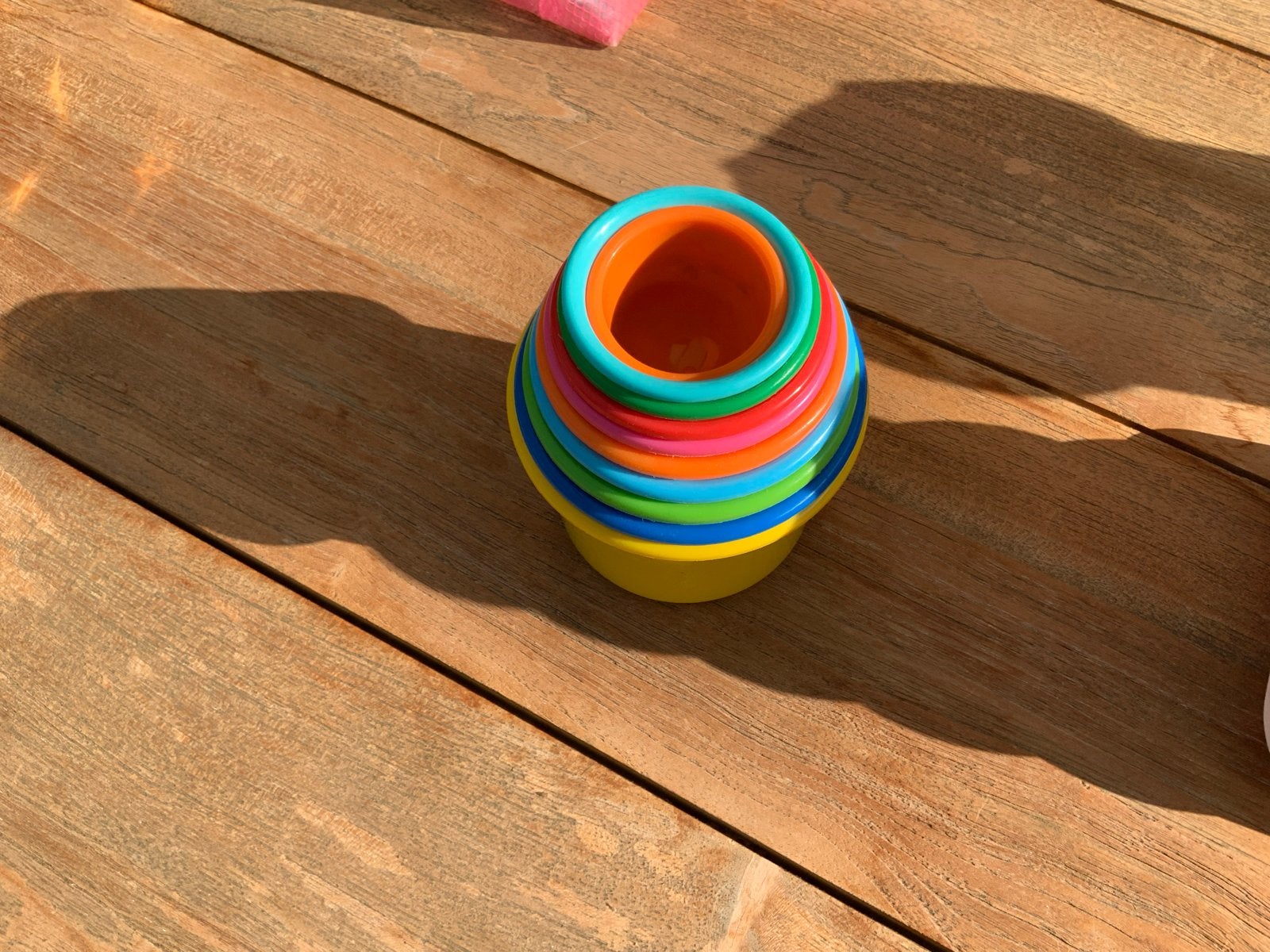 Kleurrijke stapelbekers voor baby's en peuters, Ophalen of Verzenden, Zo goed als nieuw, Overige typen