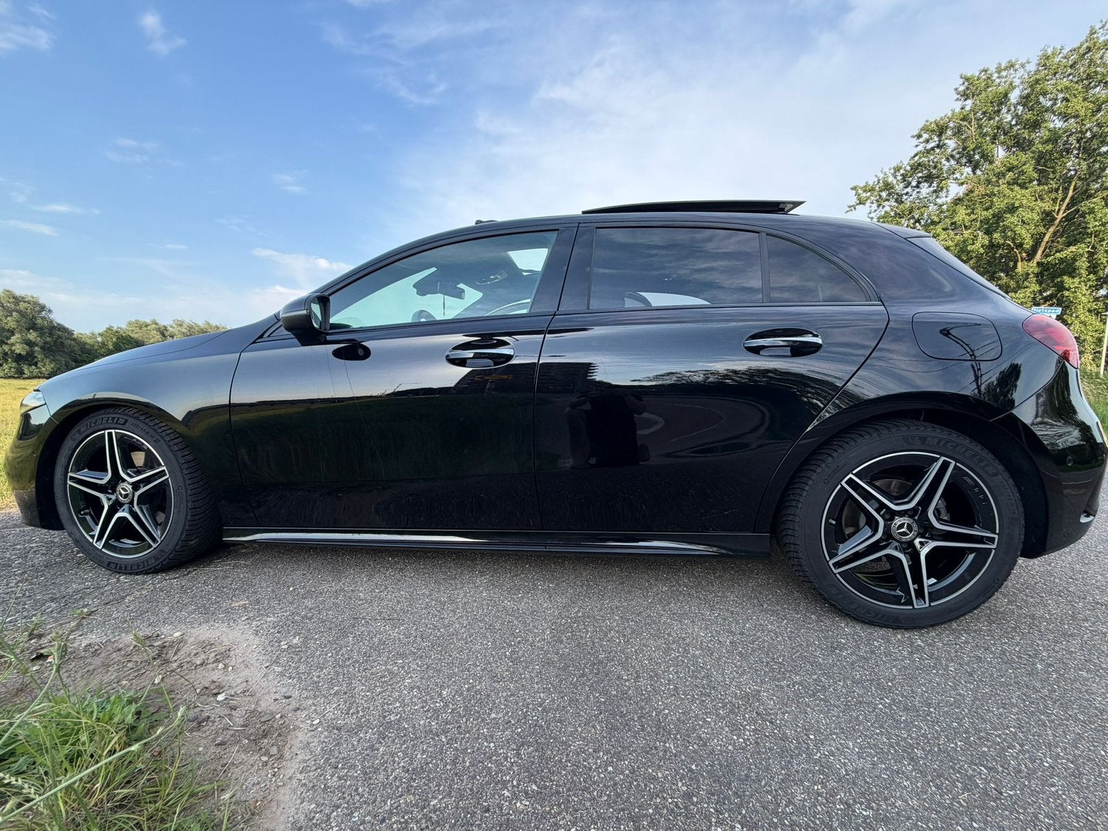 Mercedes-Benz A-Klasse A 180 AMG Line 136pk. Km stand 36XXX, Parkeerassistent, 136 pk, 4 cilinders, Zwart