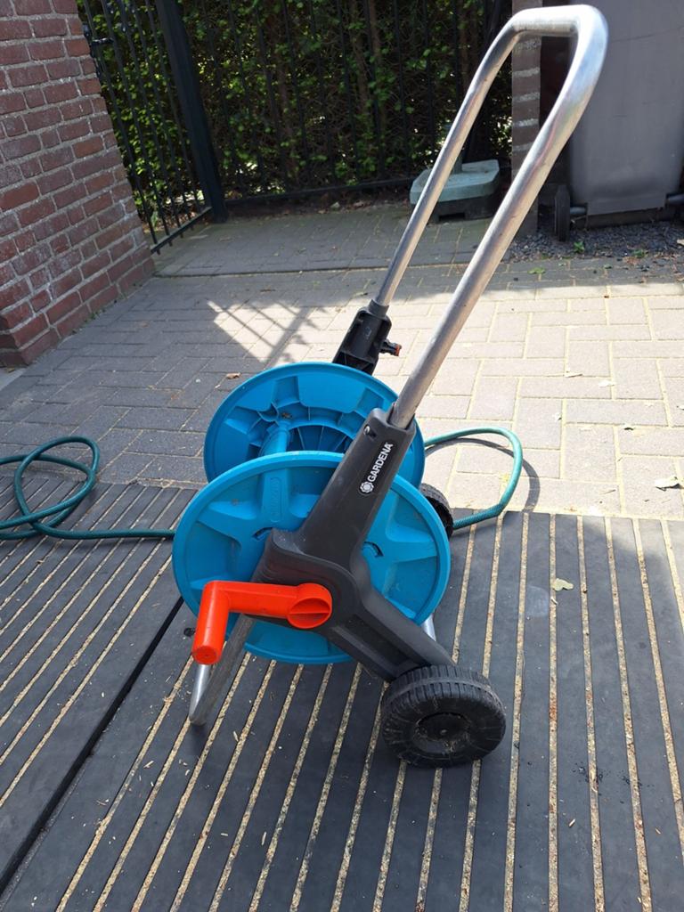 Gardena slangwagentje, Ophalen, Tuinslang