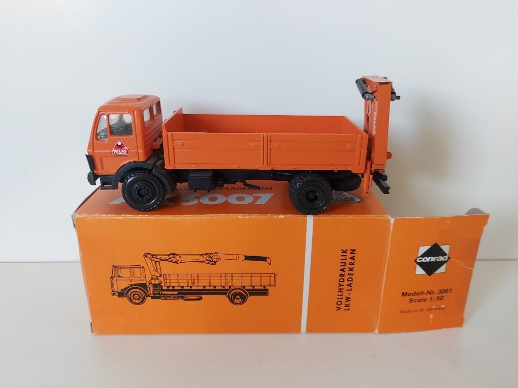 Conrad 3061 Mercedes-Benz NG Atlas AK 5007 NMIB, Ophalen of Verzenden, Zo goed als nieuw, Bus of Vrachtwagen, Conrad