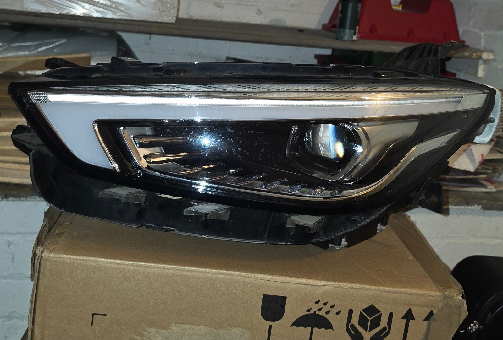 MG ZS 2020-23 Voor LED Koplamp Links Passagierszijde, Auto-onderdelen, Verlichting, Ophalen, Nieuw, MG
