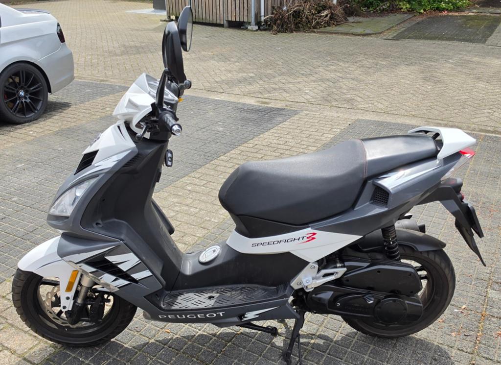 Speedfight 3 (2010) • Nieuwe banden & pomp • Rijdt top!, Ophalen, Zo goed als nieuw, Benzine, Peugeot