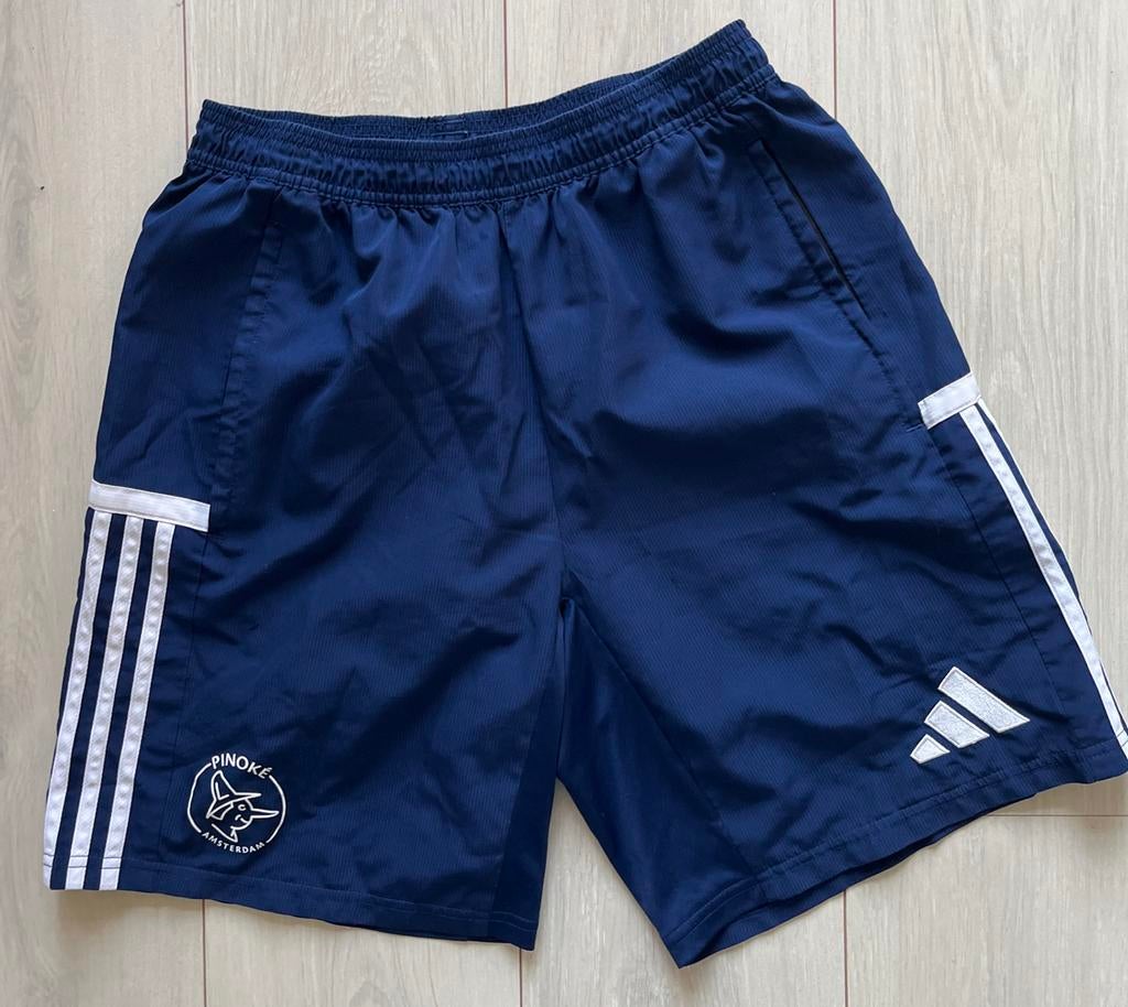 Pinoke Adidas broekje heren maat M, Ophalen of Verzenden