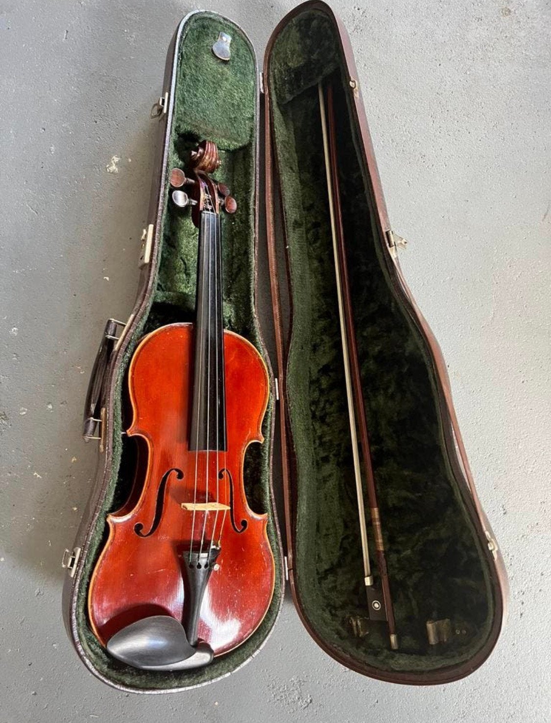Oude Franse 4/4 viool Stradivarius model + Tourte strijkstok, Muziek en Instrumenten, Ophalen, Gebruikt, 4/4-viool, Met koffer