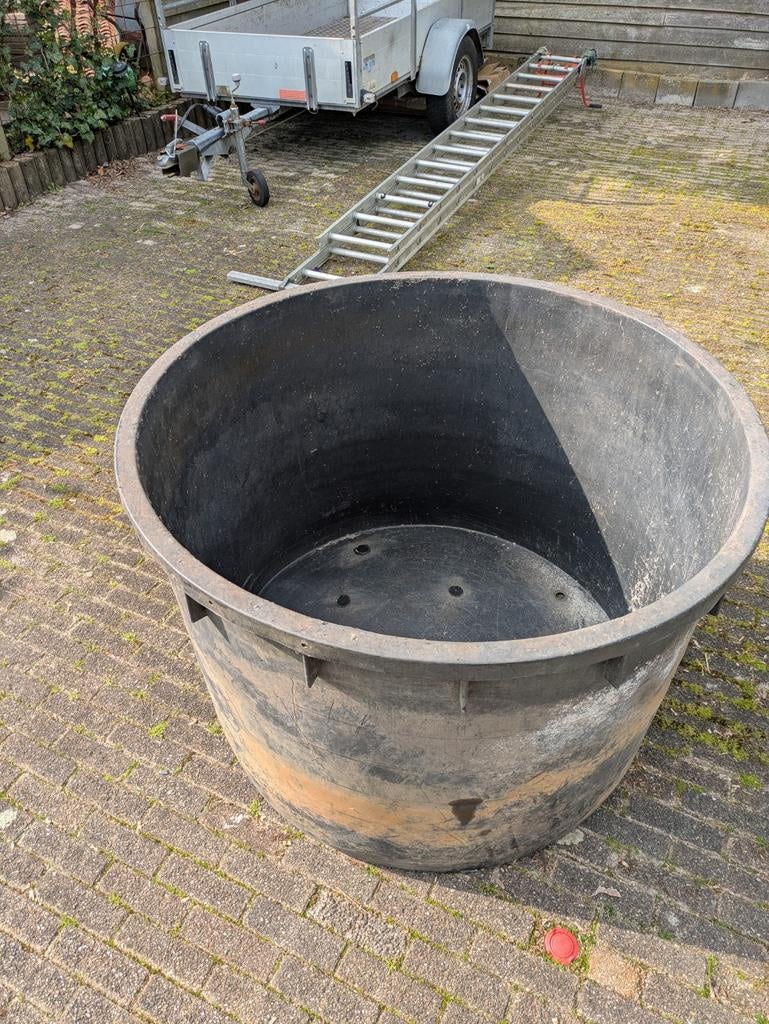 Grote ronde plantenbak/vijver van kunststof (700Ltr.), Ophalen, Kunststof, Gebruikt, 100 cm of meer