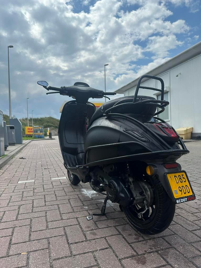 Vespa scooter brom, Fietsen en Brommers, Brommers | Vespa, Gebruikt, Ophalen