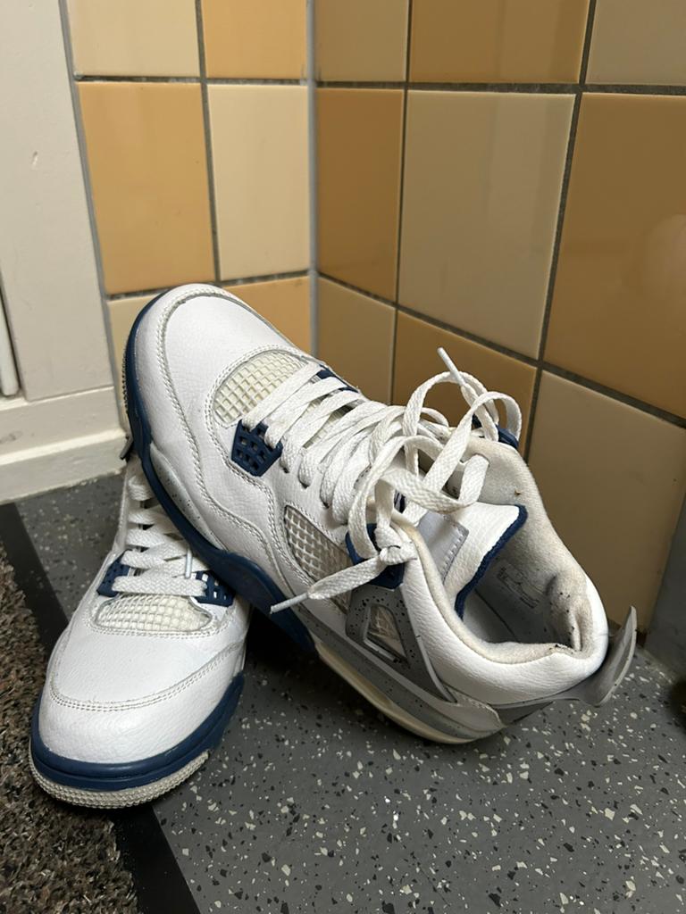 Sneakers te koop – Jordan, Yeezy, Converse en Adidas, Kleding | Dames, Schoenen, Ophalen, Nieuw, Sneakers of Gympen