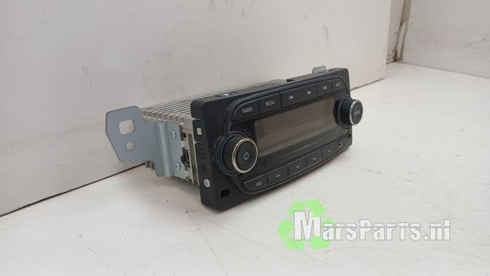 Radio van een Opel Karl, Auto-onderdelen, Gebruikt, -, -, Opel