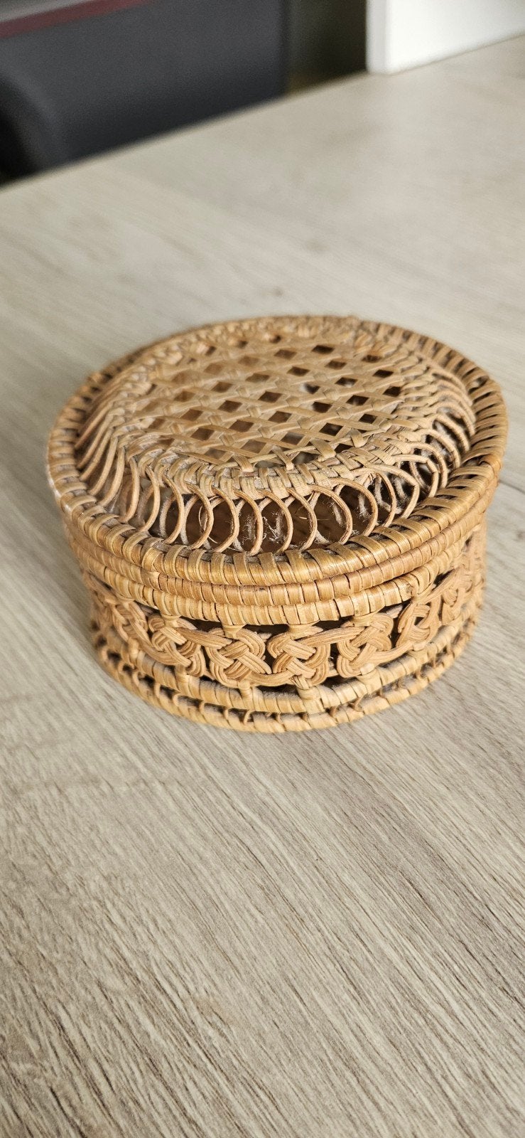 Vintage rotan doosje met deksel, 5,5 cm hoog, Antiek en Kunst, Curiosa en Brocante, Ophalen of Verzenden