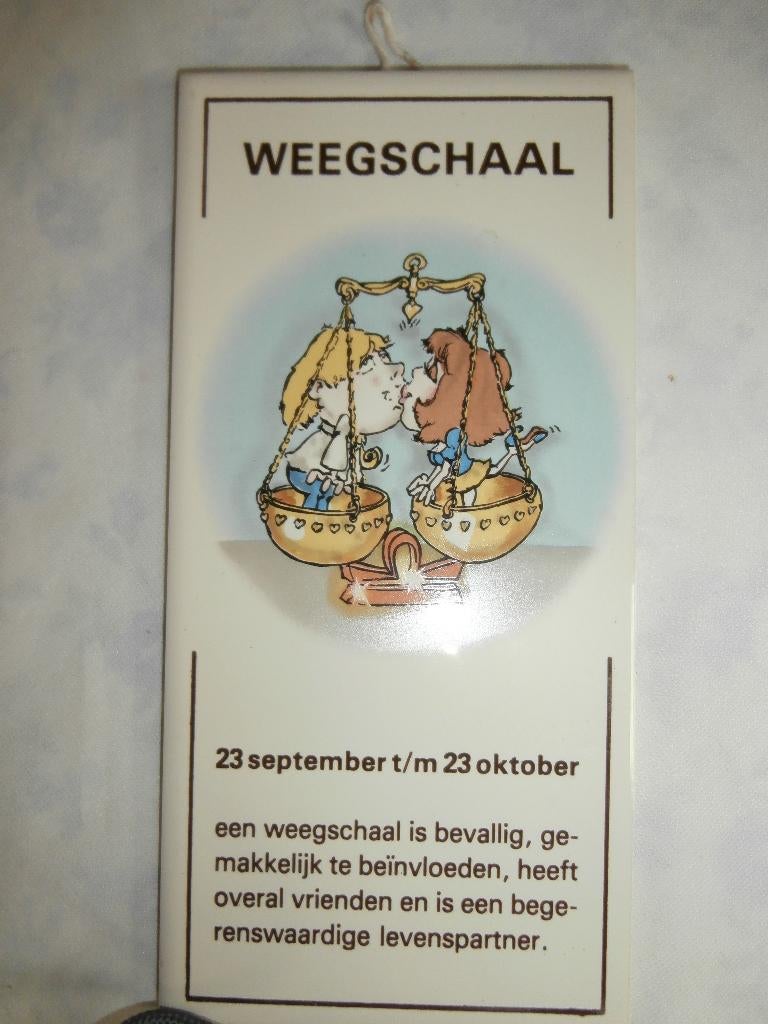 Tegel Weegschaal, Ophalen of Verzenden, Zo goed als nieuw