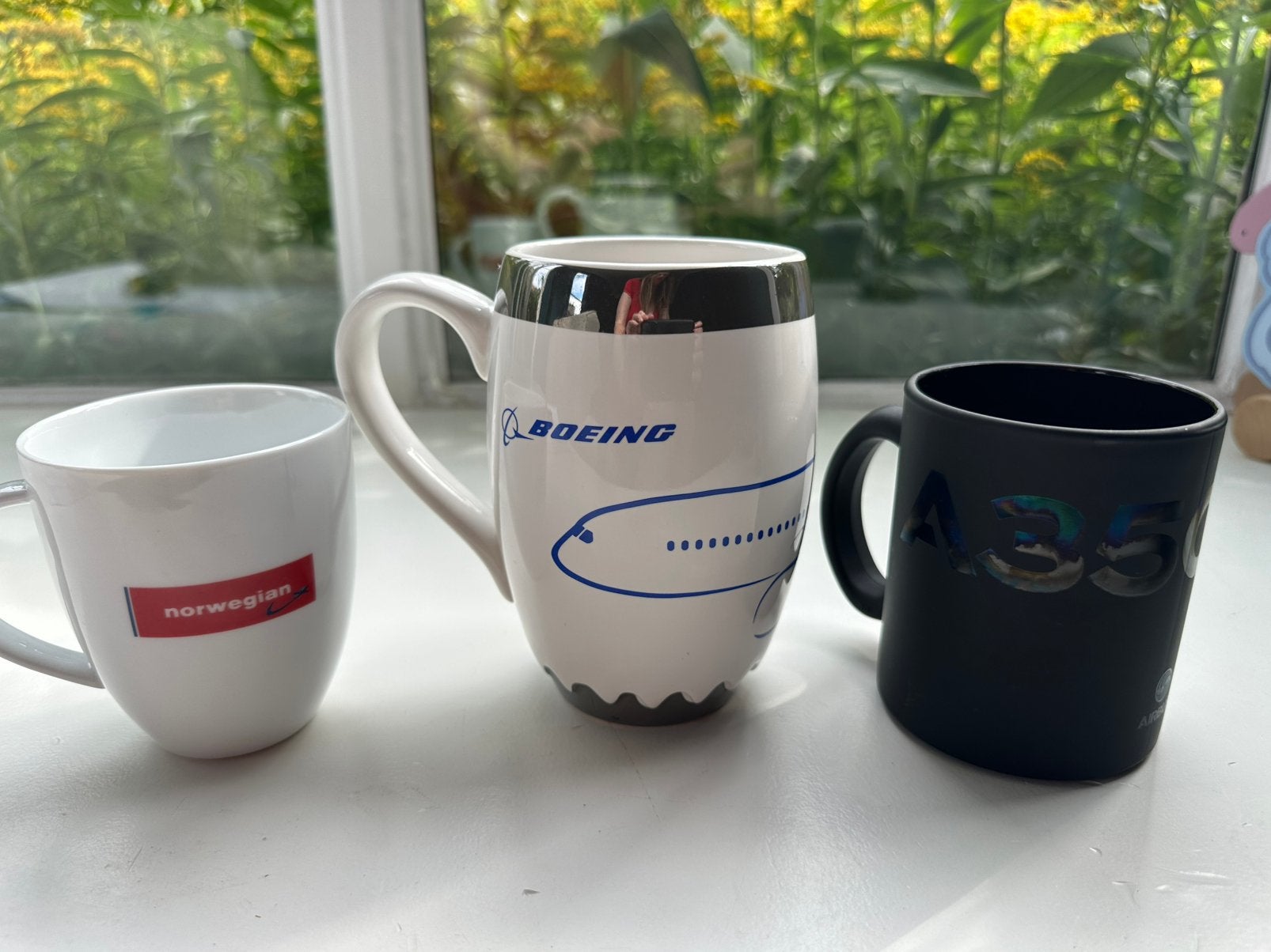 3x vliegtuig gerelateerde bekers, Ophalen, Zo goed als nieuw, Overige stijlen, Kop(pen) en/of Schotel(s)