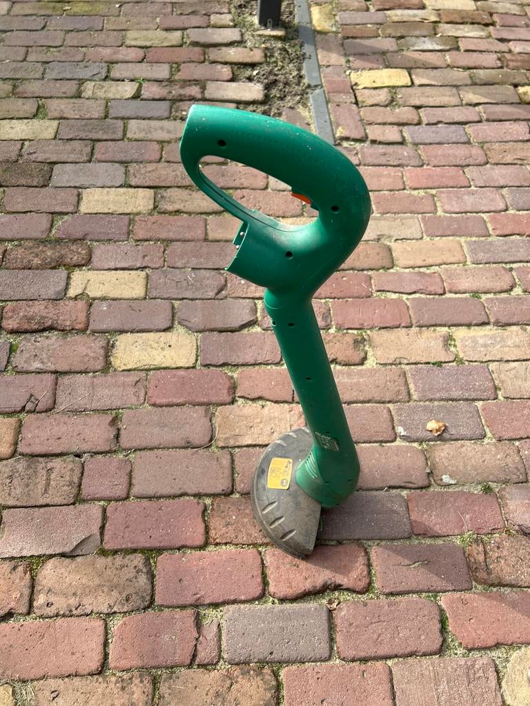 Elektrische Black & Decker kantenknipper, Ophalen, Gebruikt, 10 tot 30 cm, Elektrisch