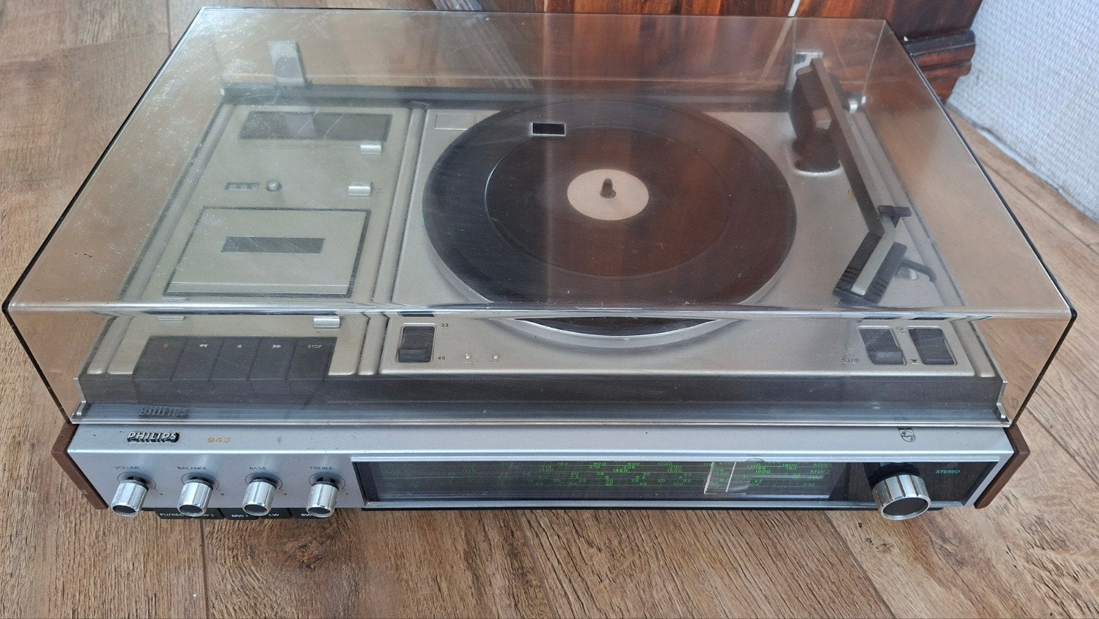 Defecte Philips 943 / 22RH943 Platenspeler/Radio/Cassette, Ophalen of Verzenden, Niet werkend, Platenspeler, Philips