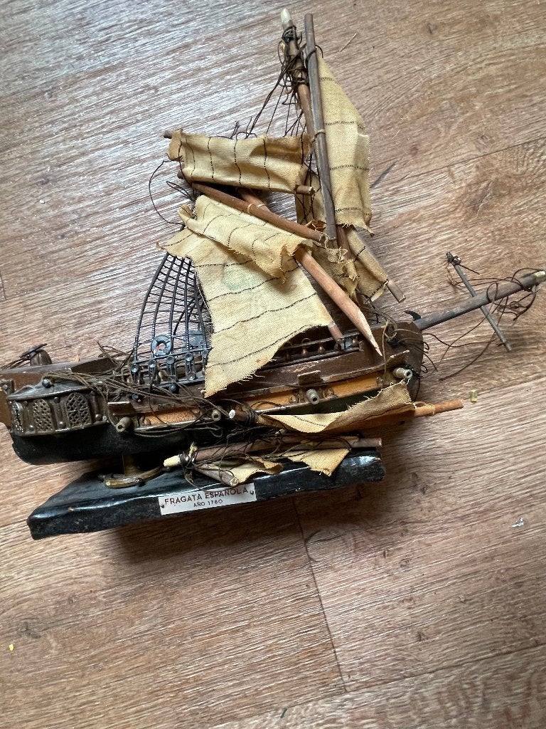 oude boten 2 stuks opknappers voor de hobbyist, Ophalen of Verzenden, Gebruikt