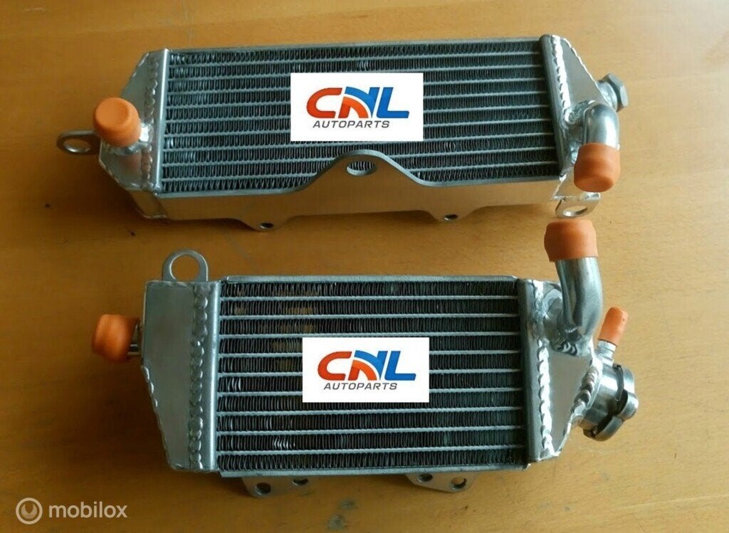 Radiateur Kawasaki KDX200 1989-1994 90 91 92 93, Nieuw, Ophalen of Verzenden
