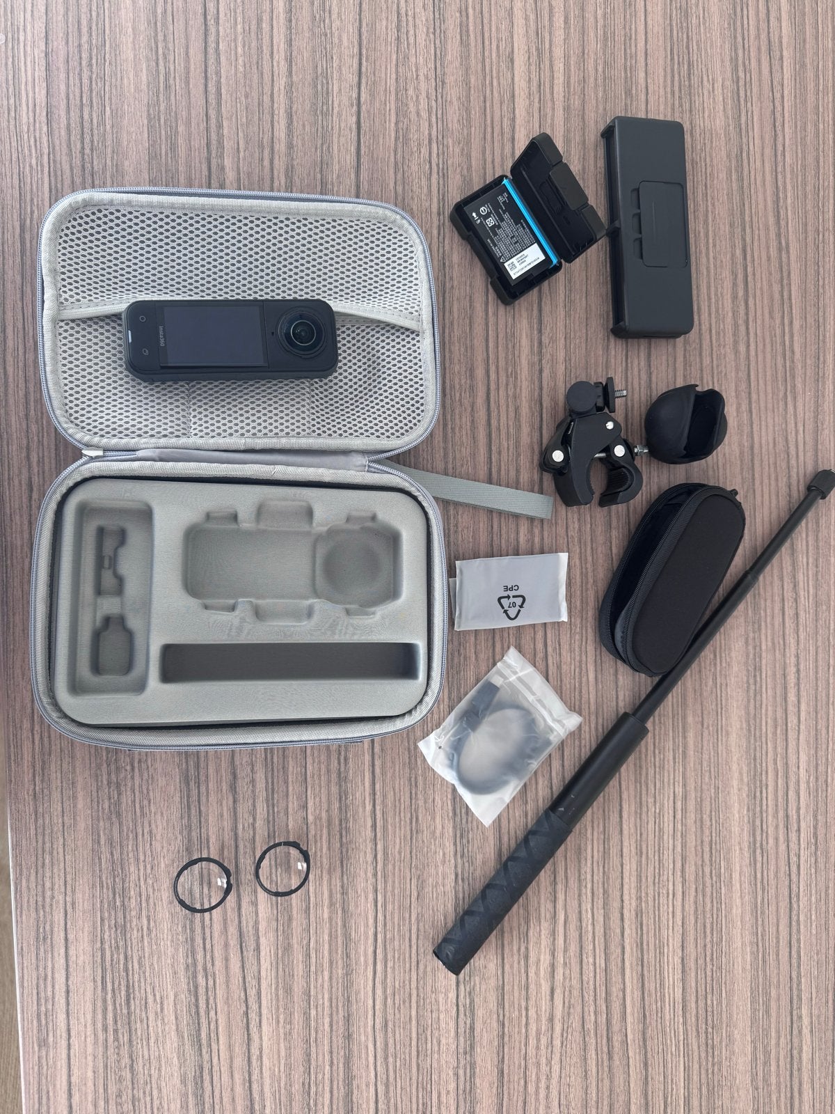 Insta360 X5 met accessoires en draagtas, Audio, Tv en Foto, Actiecamera's, Zo goed als nieuw, Overige merken, Verzenden