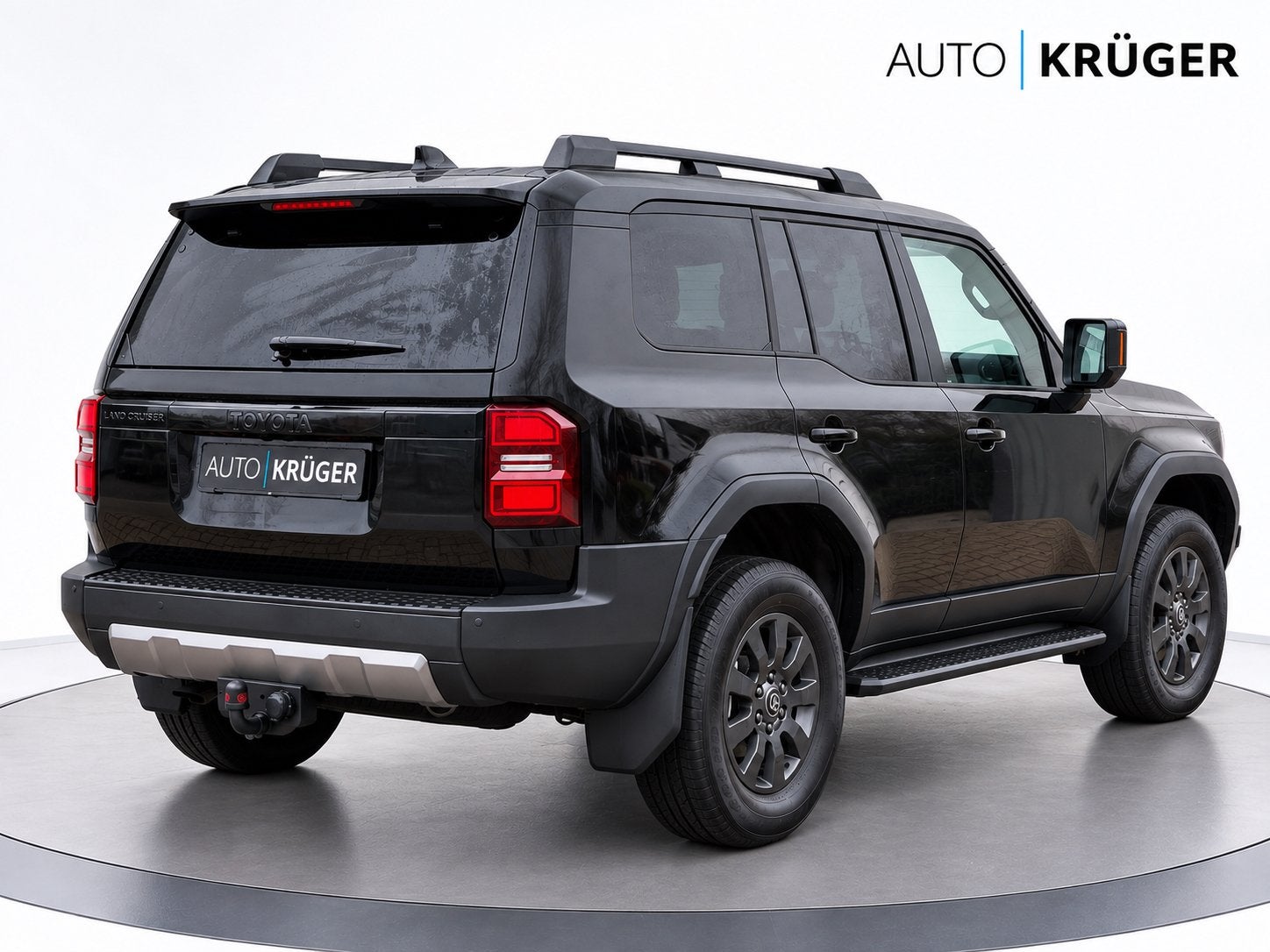Toyota Land Cruiser 2.8 D-4D Executive GRIJS/BTW/TREKHAAK, Auto's, Automaat, Dealer onderhouden, 4 cilinders, Zwart