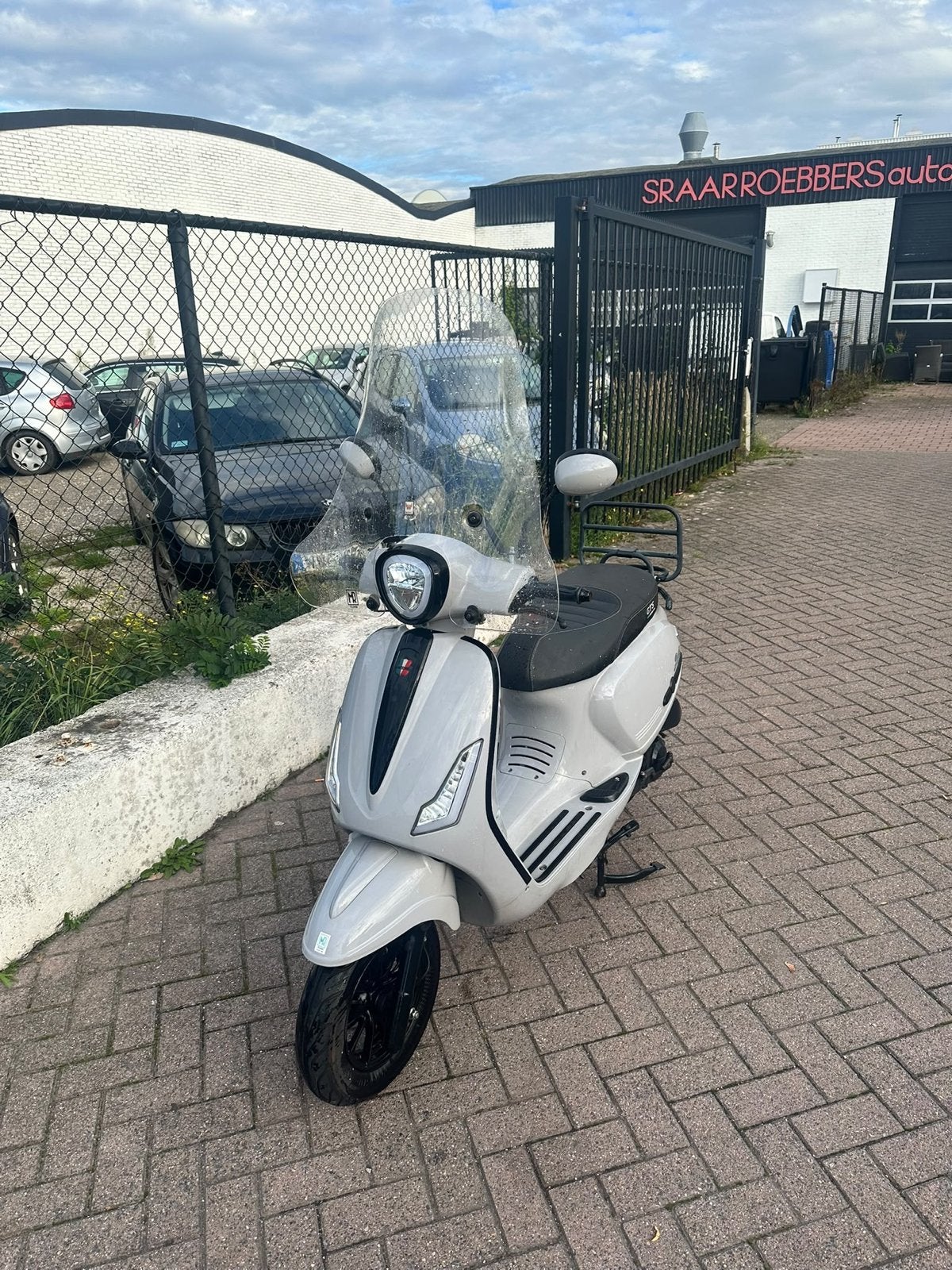 GTS Bravo Scooter 2022 - Grey Borasco, Ophalen, Gebruikt