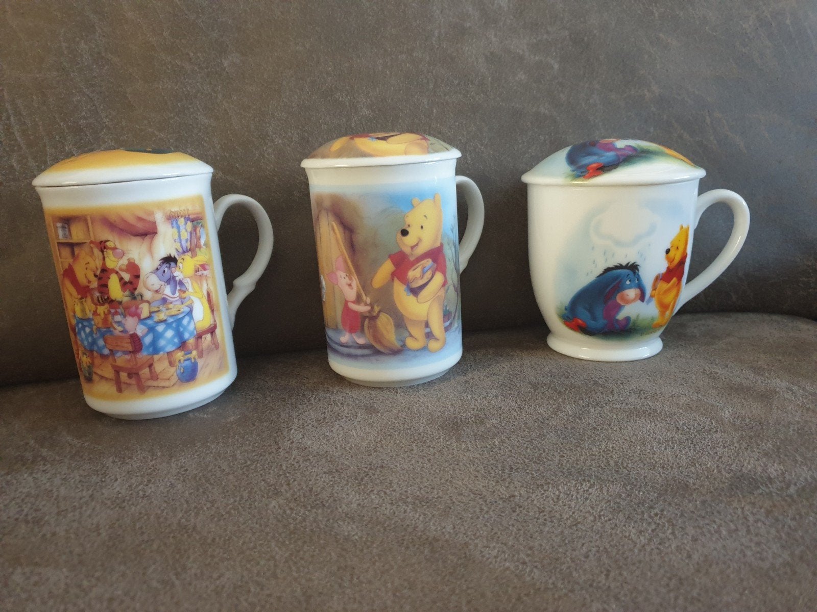Winnie de Poeh mokken met deksel, Ophalen, Winnie de Poeh of vrienden, Zo goed als nieuw, Servies