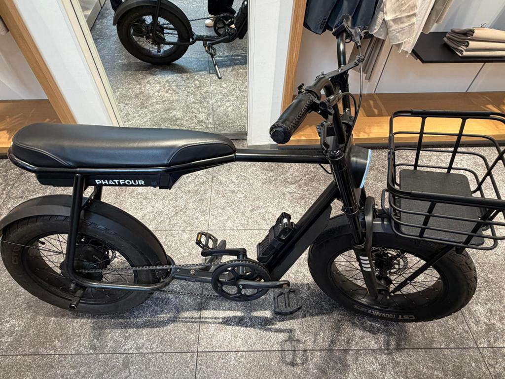 Phatfour FLX zwart 2023, 59 cm of meer, Ophalen, Zo goed als nieuw, Overige merken