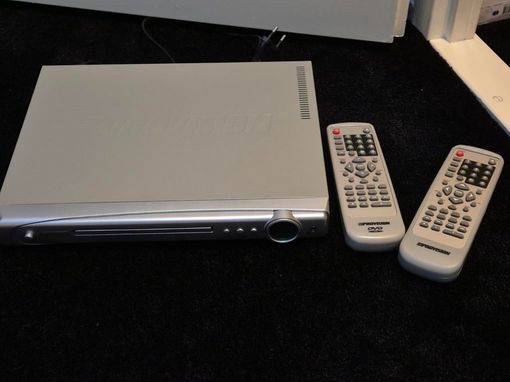 Provesion DVD-speler - inclusief 2 afstandsbedieningen, Ophalen of Verzenden, Gebruikt, Dvd-speler