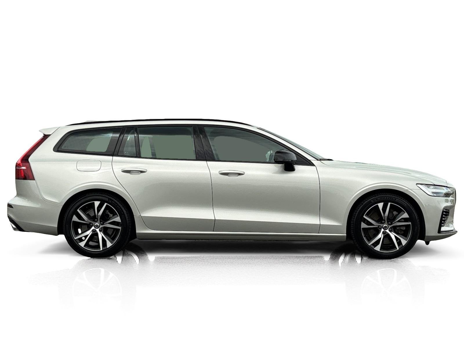 Volvo V60 2.0 T6 PHEV AWD Plus Dark Long Range ✅ Pano ✅, Automaat, Gebruikt, Euro 6, 4 cilinders