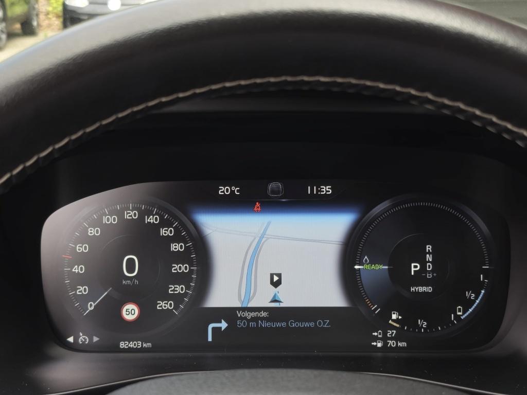 Volvo XC40 1.5 T4 Rech Inscr/Stoel-enstuurverw/360 camera/Hi, Automaat, Elektronische parkeerrem, 1712 kg, Alcantara