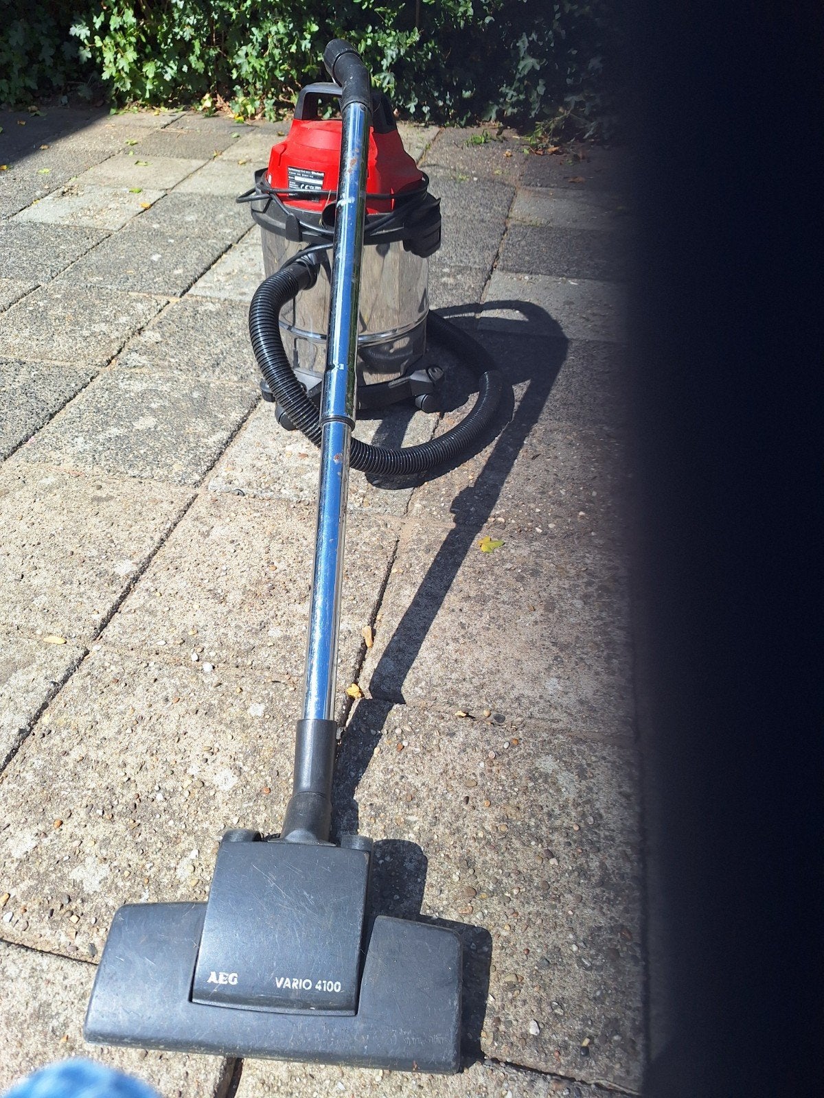 Einhell TC-VC 1812 S Waterstofzuiger -  en Veelzijdig, Ophalen, Gebruikt, Waterstofzuiger, Minder dan 1200 watt
