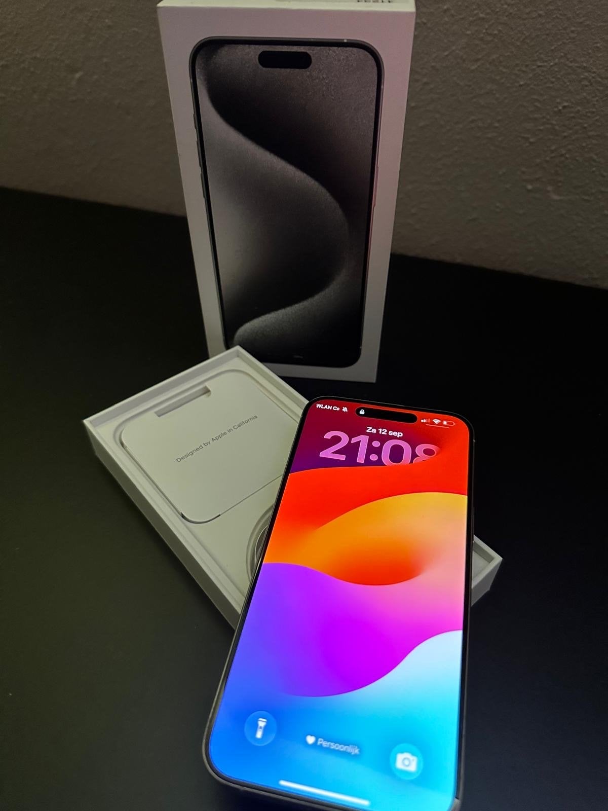 iPhone 15 Pro Max - Zo goed als nieuw met extra's, 256 GB, IPhone 15 Pro Max, Ophalen of Verzenden, Zo goed als nieuw
