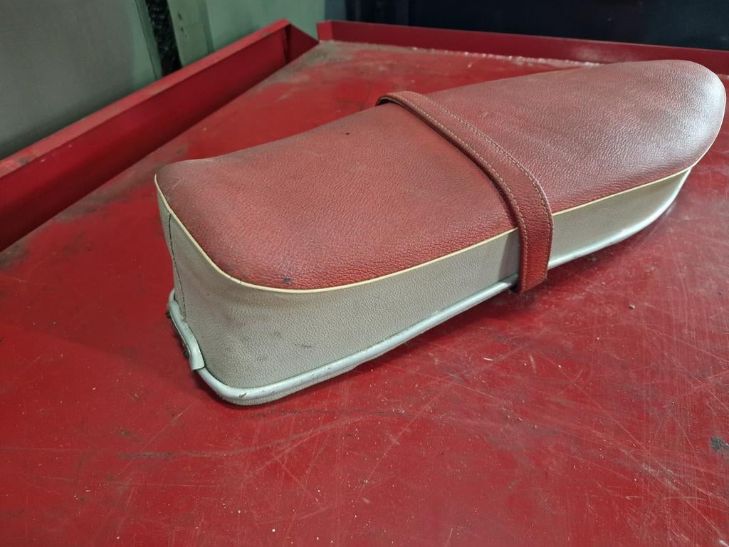 Oldtimer Denfeld buddyseat, originele. Zeer mooi! Rood Wit., Ophalen, Zadel, Overige merken