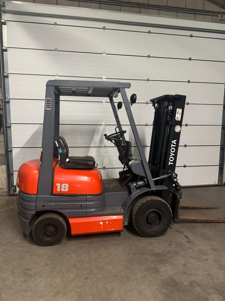 Toyota diesel heftruck 4 functies 1800 kg, 1000 tot 2000 kg, Ophalen of Verzenden, Diesel, Heftruck