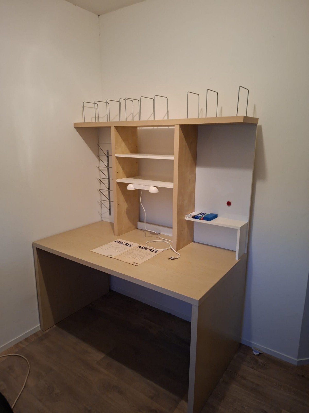 IKEA Mikael Bureau, Ophalen, Gebruikt, Spaanplaat of MDF, IKEA