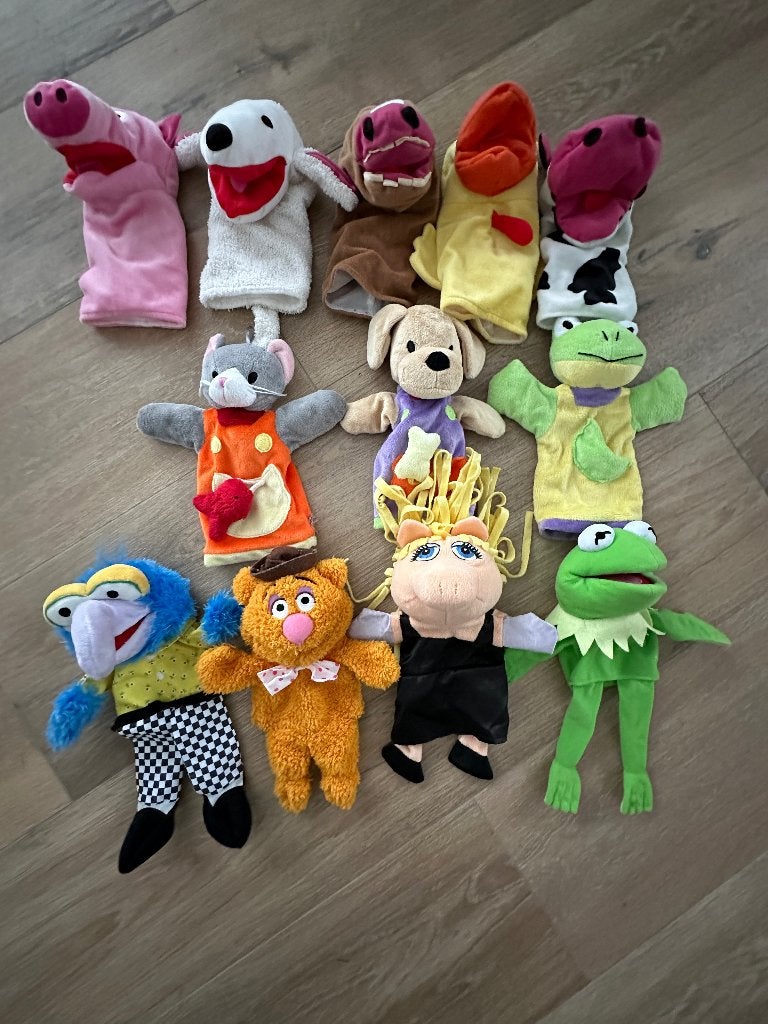 Grote set van 12 pluche handpoppen! *Z.G.A.N.*, Disney, Overige typen, Ophalen of Verzenden, Zo goed als nieuw