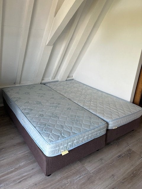 Bed, Ophalen, 90 cm, Eenpersoons, Bruin