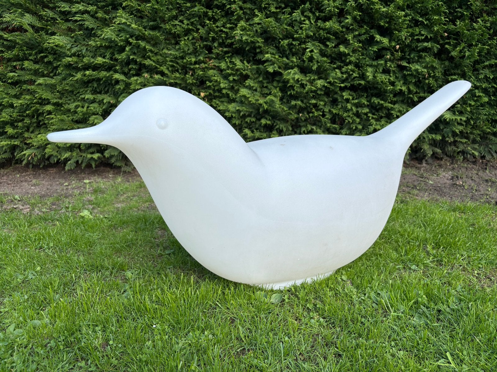 Grote kunststof vogel ‘Paloma’ van kunstenaar Eero Aarnio, Ophalen, Zo goed als nieuw