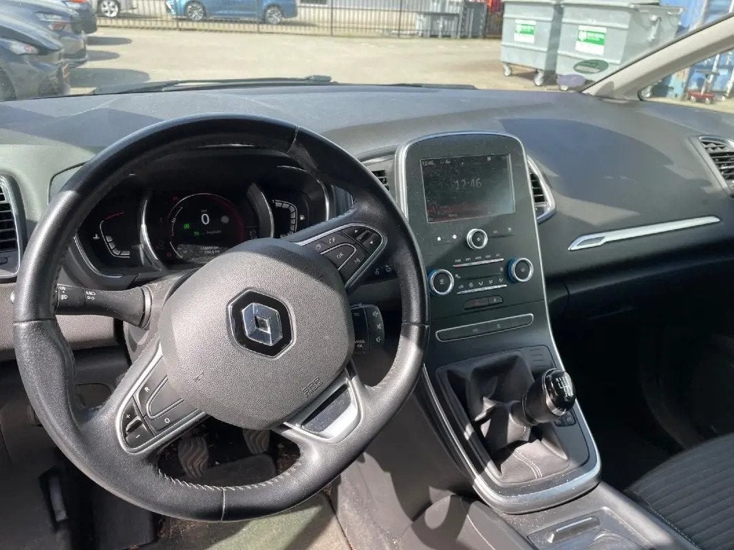 Renault Scénic 1.3 TCe 2e eig. 105.000 Clima Cruise Navi Tr, Auto's, Renault, Voorwielaandrijving, Stof, Gebruikt, Euro 6