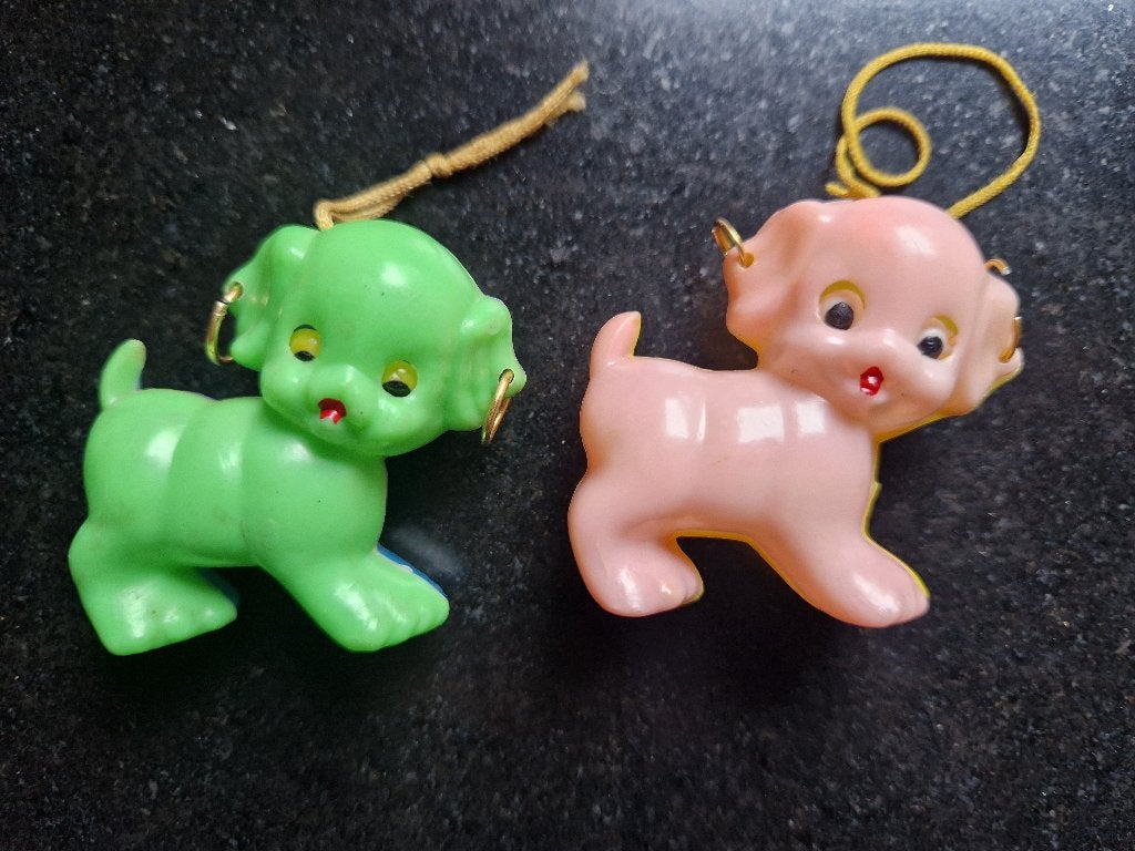 2 vintage celluloid hondjes met beweegbare oogjes., Ophalen of Verzenden, Overige typen