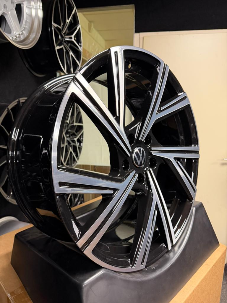 19 inch velgen voor Volkswagen Bergamo look 5x112 Golf 6 7 8, 19 inch, Velg(en), Nieuw, Ophalen of Verzenden