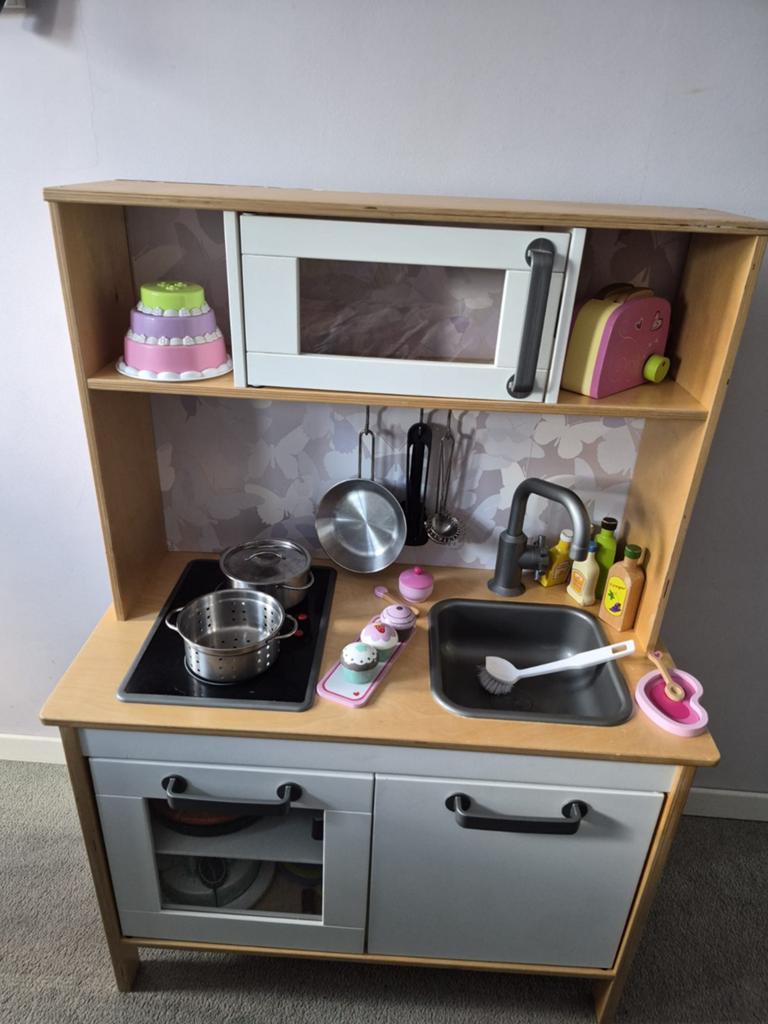 Ikea Duktig spoelkeuken inclusief accessoires, Kinderen en Baby's, Speelgoed | Speelkeukens, Gebruikt, Ophalen