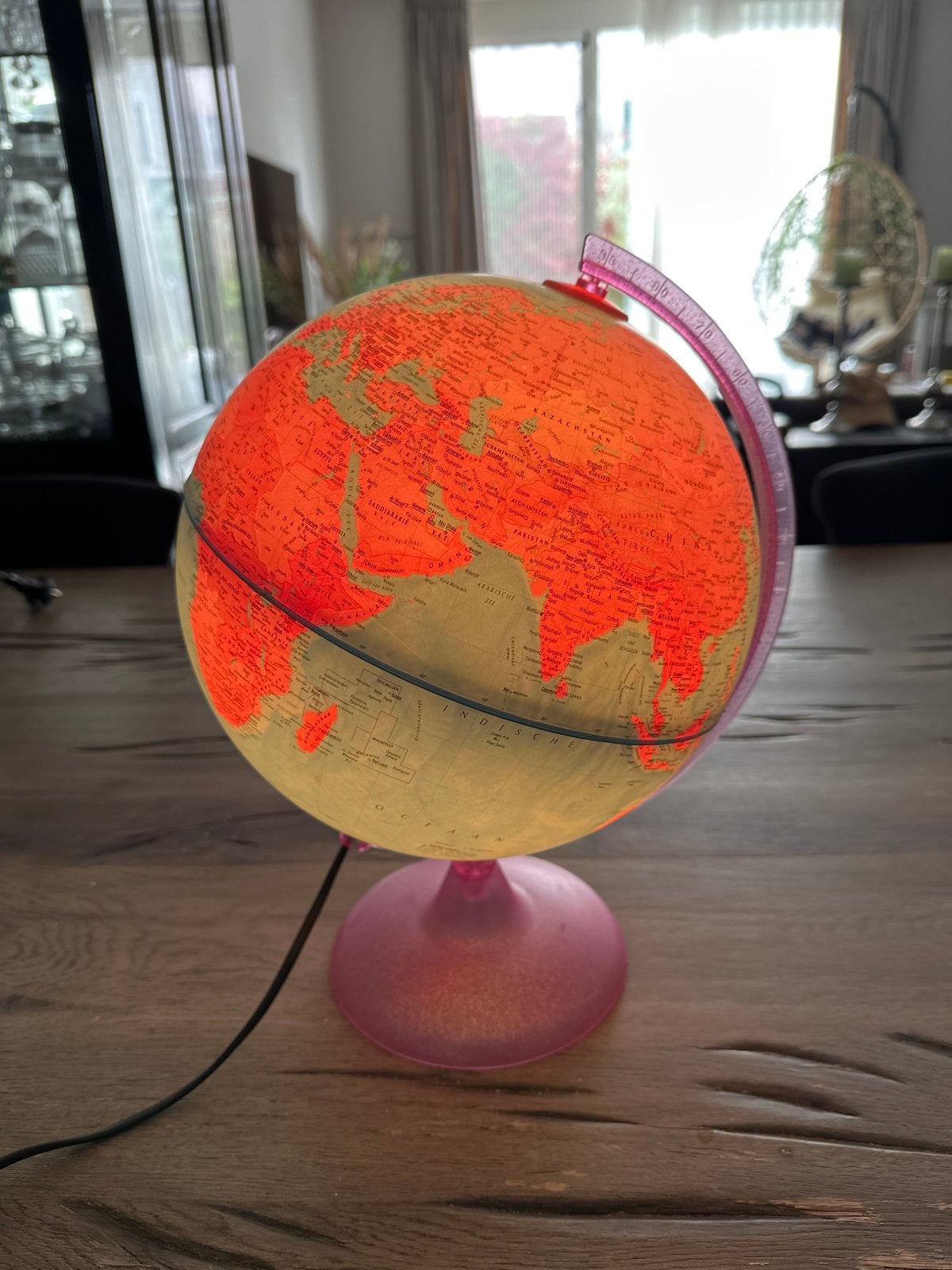 Verlichte Wereldbol - Roze/Blauw met Lichtfunctie, Ophalen, Gebruikt, Kunststof, Draaibaar