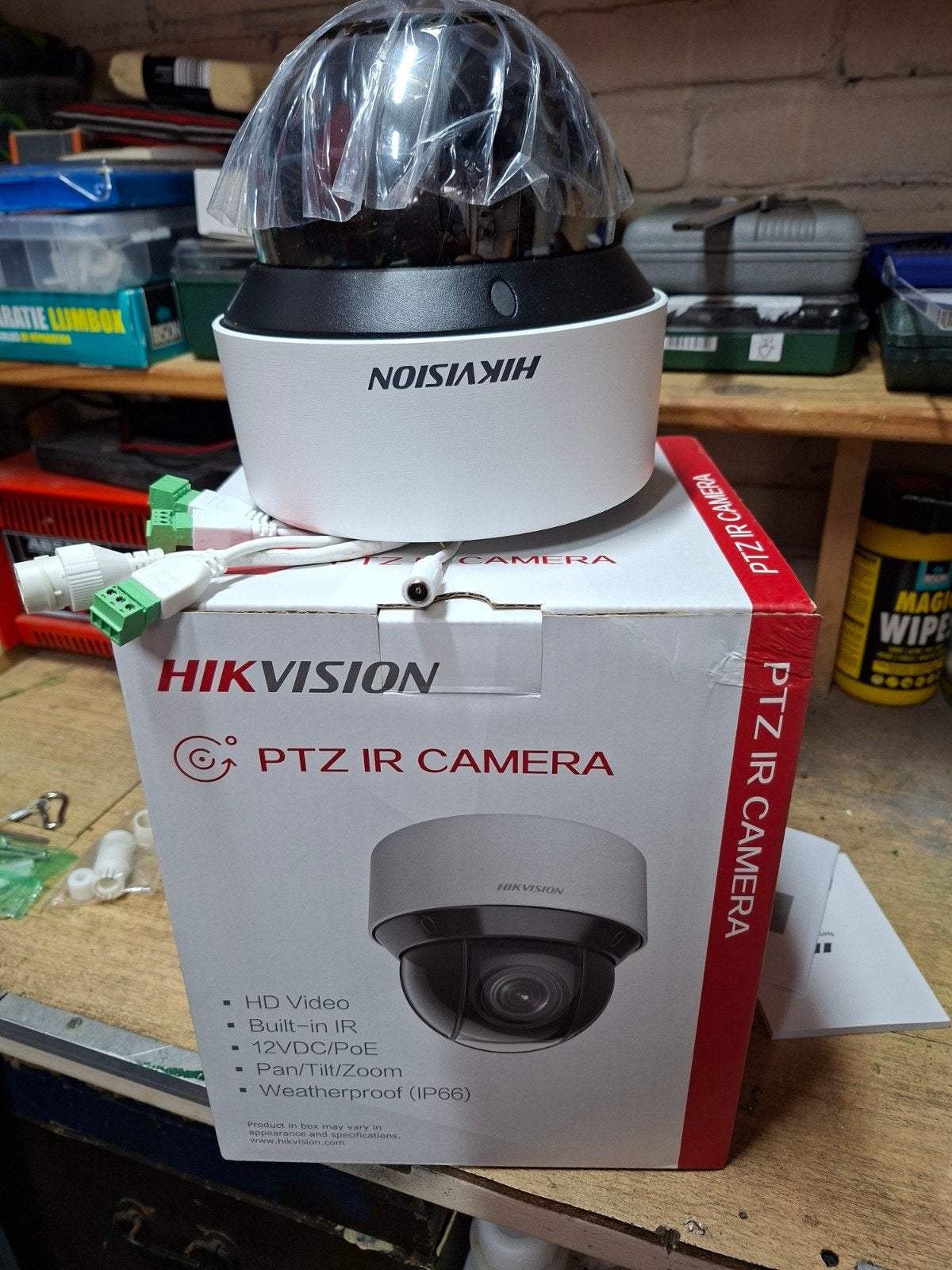 Hikvision PTZ camera+muurbeugel, Ophalen of Verzenden, Nieuw, Buitencamera