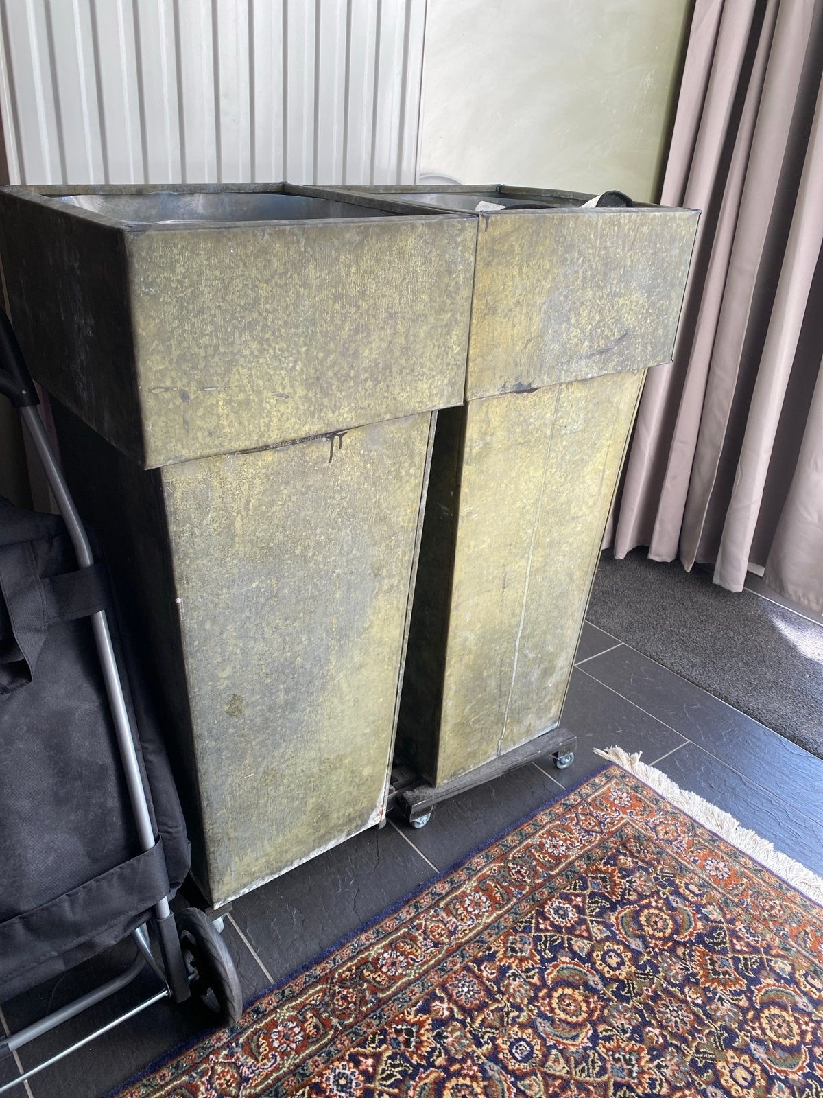 Twee industriele plantenbakken, Ophalen, Gebruikt, Minder dan 60 cm, Vierkant
