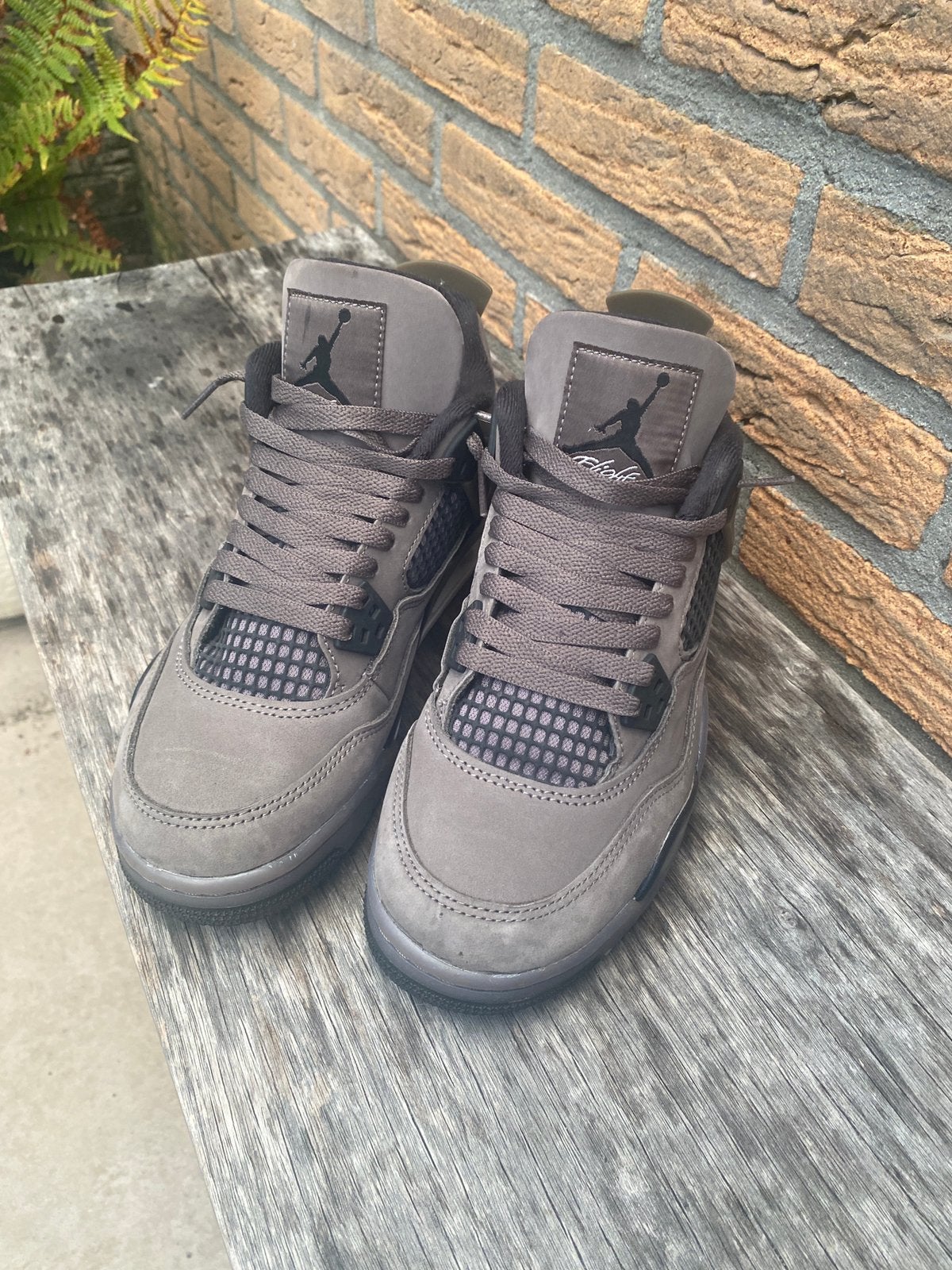 Air Jordan 4 Retro Cacao Bruin / Antrhacite /Taupe, Kleding | Heren, Ophalen of Verzenden, Zo goed als nieuw, Bruin, Sneakers of Gympen