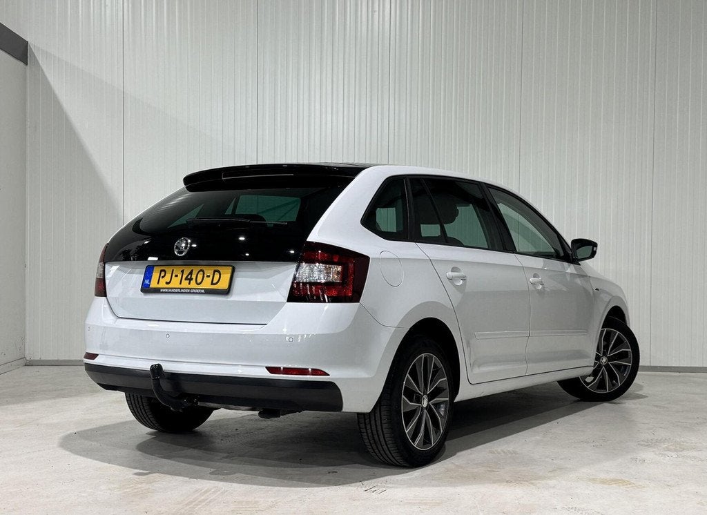 Skoda Rapid Spaceback 1.0 TSI |TREKHAAK|CARPLAY PANORAMADAK, Auto's, Skoda, Gebruikt, Euro 6, 95 pk, Met garantie (alle)